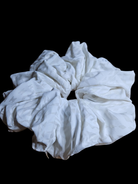 White on White Tribal - L